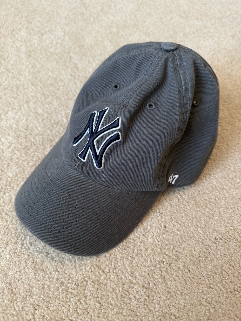 47’ Brand New York Yankees ’47 Clean Up Baseball Hat